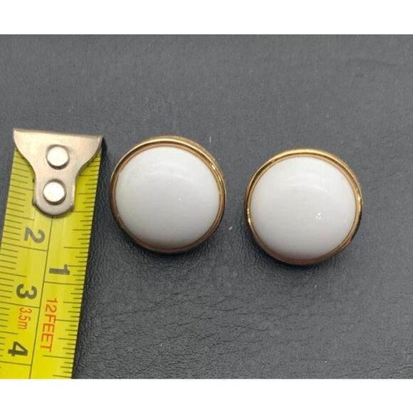 Vintage Monet Gold Tone White Cabochon Button Lucite Clip-on Earrings .75" - Picture 3 of 4
